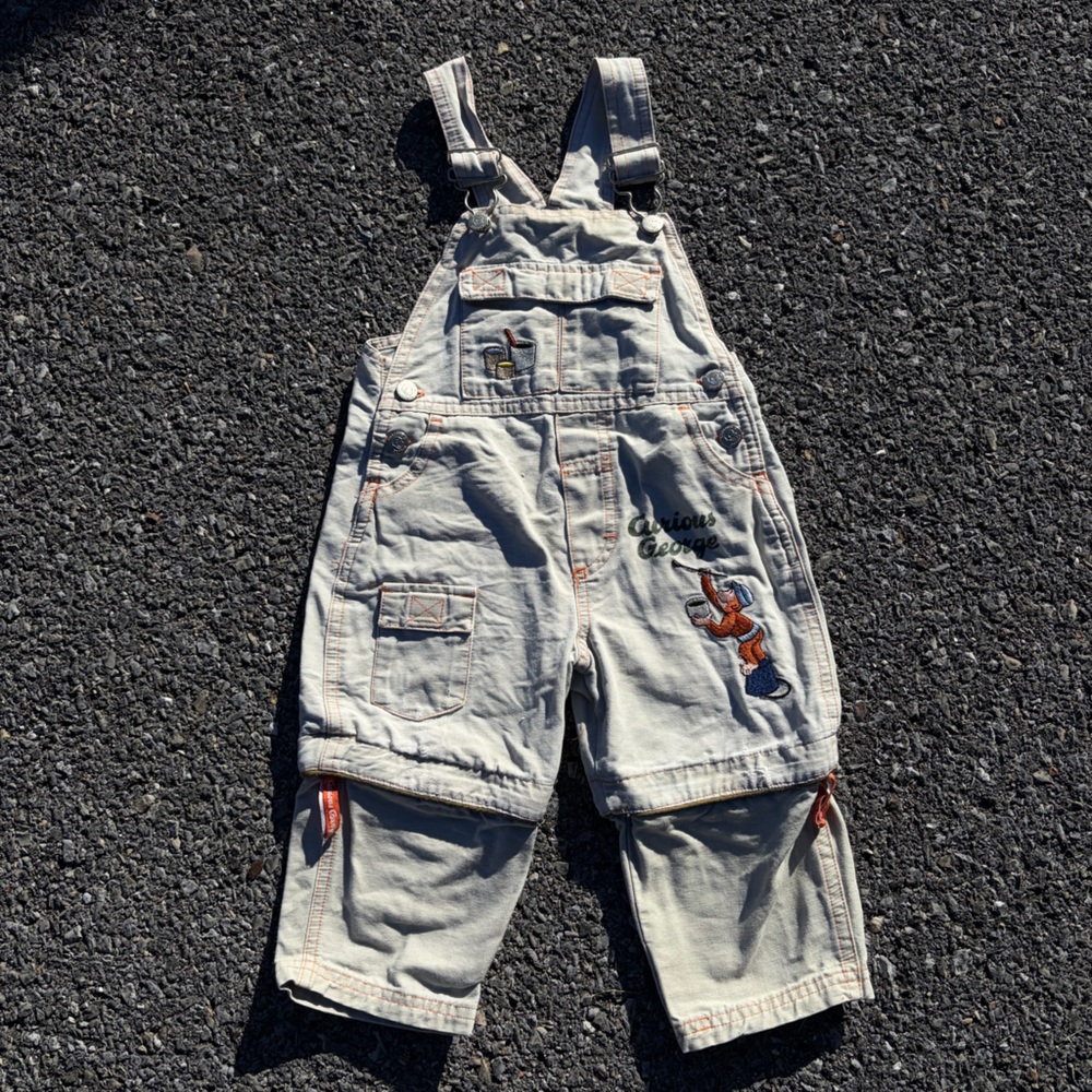 Vintage adorable Curious George Khaki
Overalls kids Size 2T embroidered